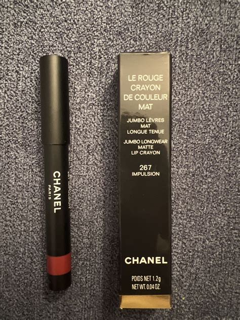 kredka do ust chanel